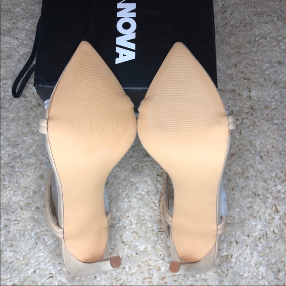Fashion Nova Laurent Heels - Picture 5 of 7